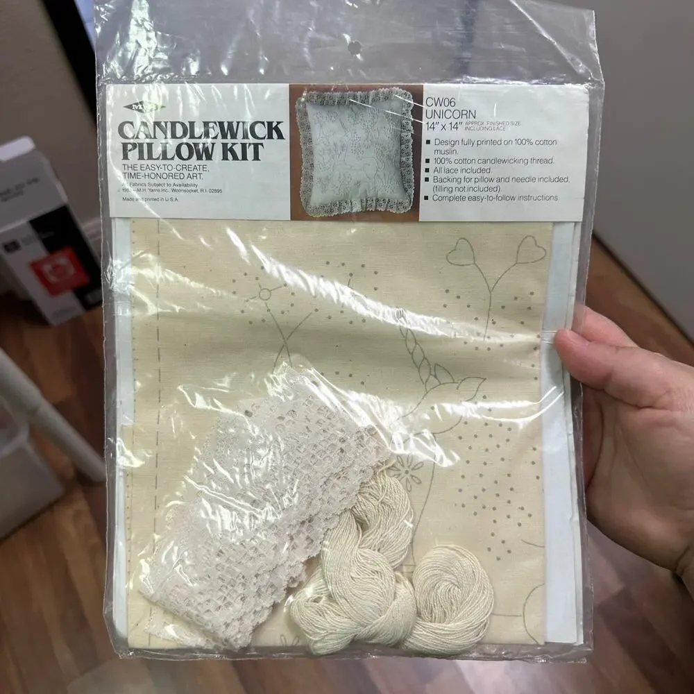 Candlewick pillow kit